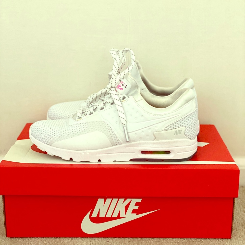 Nike Zero Be True